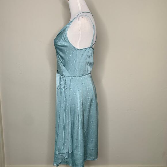 August 1 Eight Green Silky A Line Dress Small - Picture 4 of 11